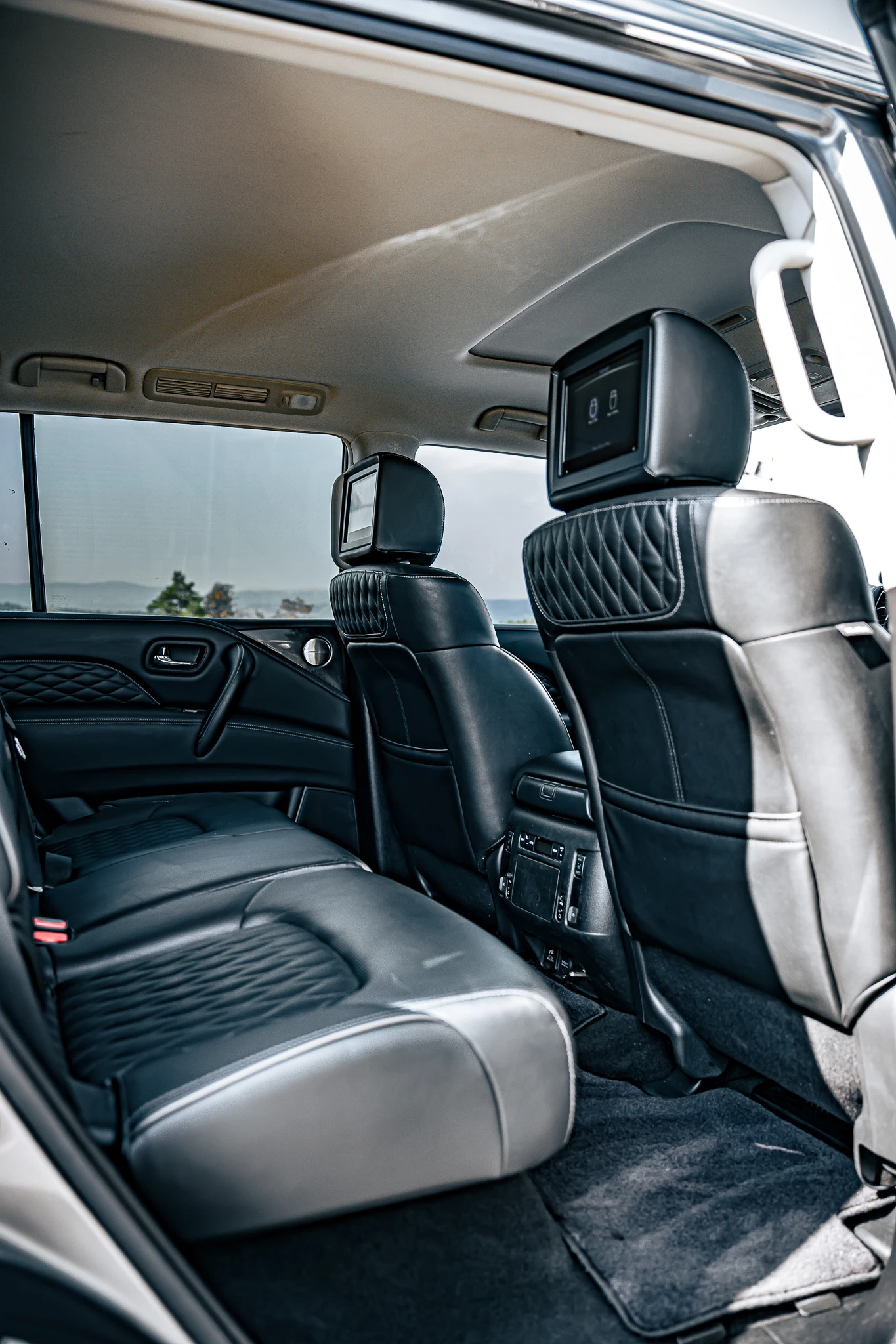Infiniti QX80 5.6 V8 | Mobile.bg � ����������� 11