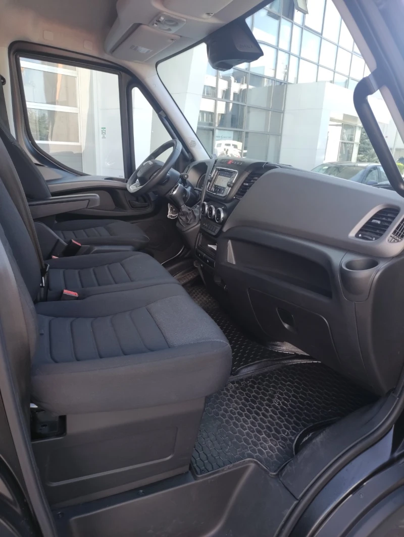 Iveco Daily 35S16A8V | Дълга база | B категория, снимка 7 - Бусове и автобуси - 52212658