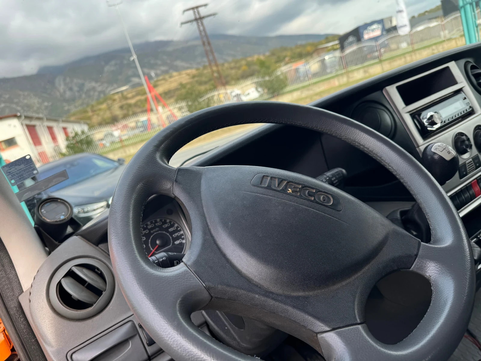 Iveco Daily 3.0HPI* 35C15* КЛИМАТИК* Тристранен самосвал - изображение 2