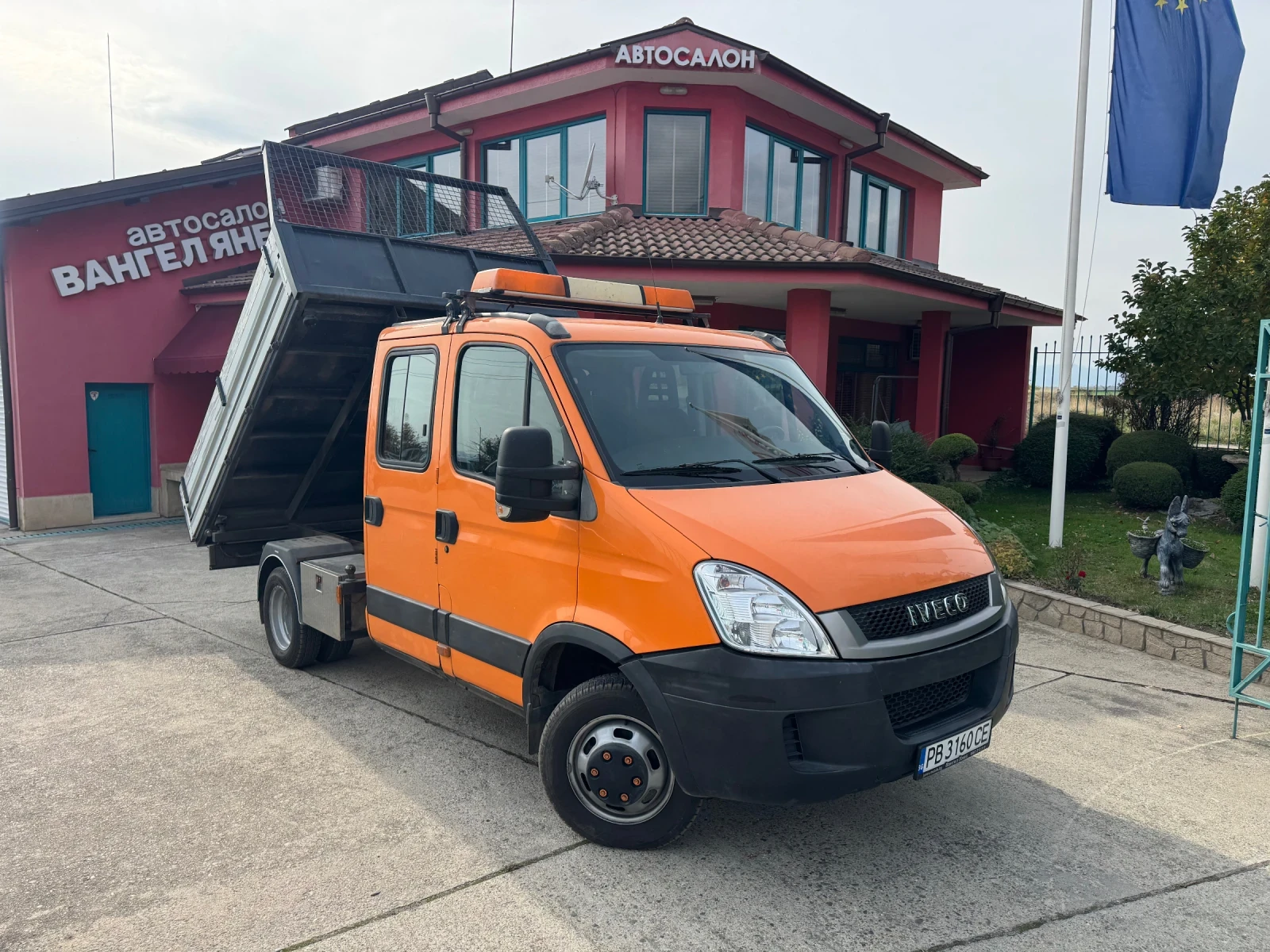 Iveco Daily 3.0HPI* 35C15* КЛИМАТИК* Тристранен самосвал - изображение 10
