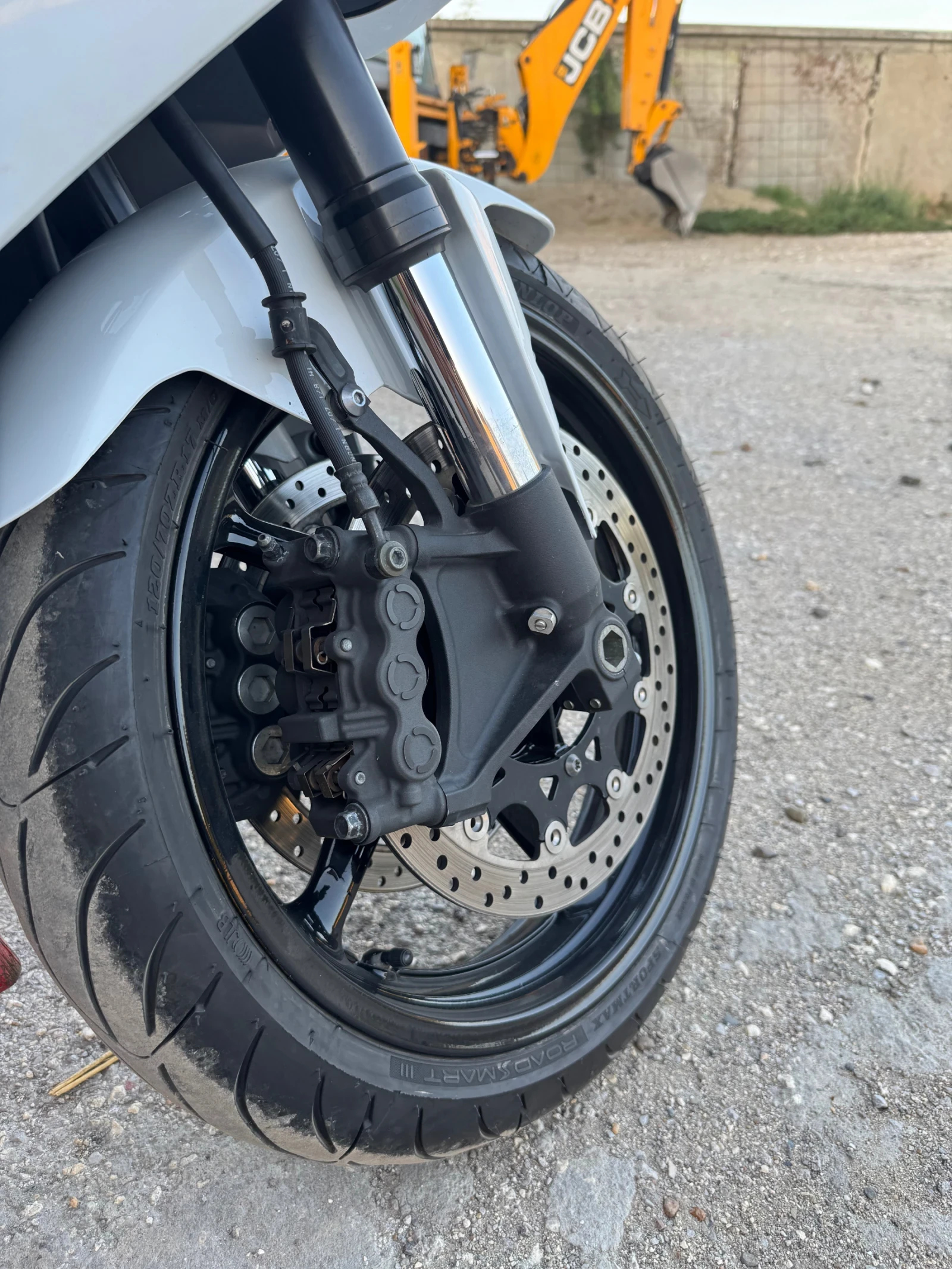 Yamaha YZF-R1  - изображение 5