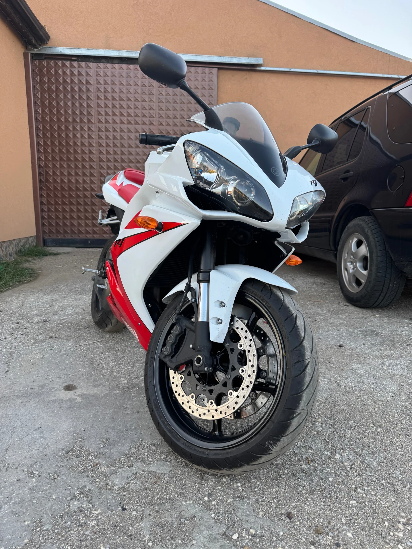 Yamaha YZF-R1  - изображение 2