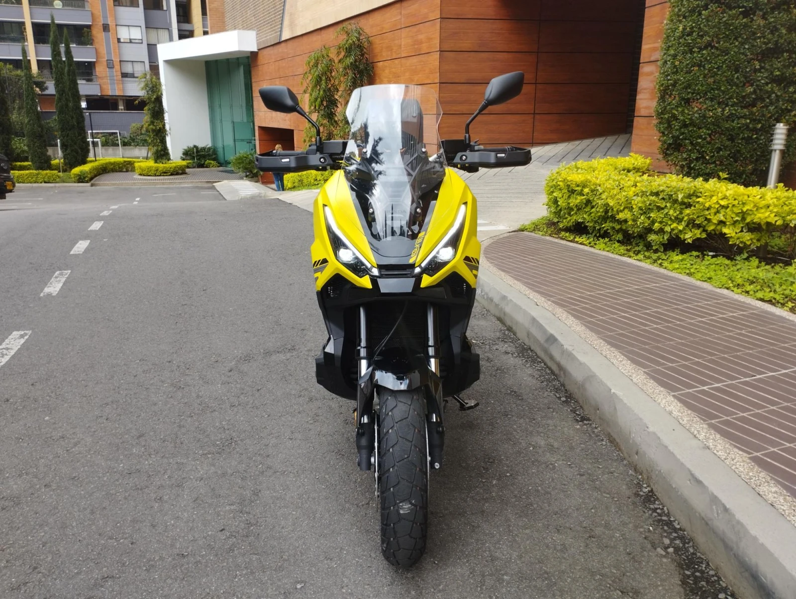 Honda X-ADV 750 Special Edition , снимка 6 - Мотоциклети и мототехника - 54494158