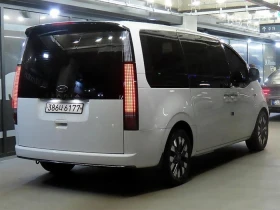 Hyundai Staria 2023, снимка 4