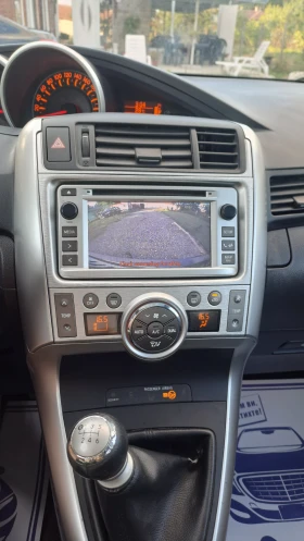 Toyota Verso 2.0 D-4D 126 к.с. | Executive | Обслужена, снимка 12