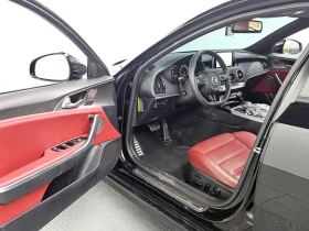 Kia Stinger 3.3 AWD GT - САМО 30% АВАНС, снимка 10