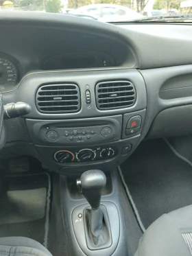 Renault Megane 2003, снимка 9