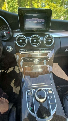 Mercedes-Benz C 300 4MATIC, снимка 6