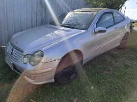 Mercedes-Benz C 220 Coupe, снимка 9