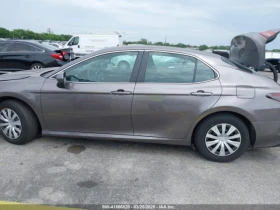 Toyota Camry LE  | Mobile.bg    8