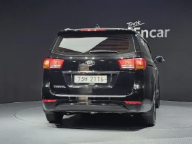 Kia Carnival 2.2 CRDI - 10336 € / 20215.46 лв. - 12125452 4