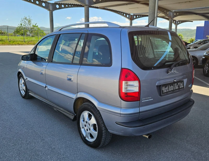 Opel Zafira 1.6 EcoM, снимка 7 - Автомобили и джипове - 45606006