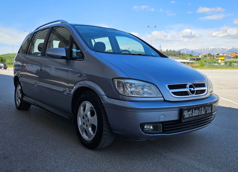 Opel Zafira 1.6 EcoM, снимка 4 - Автомобили и джипове - 45606006