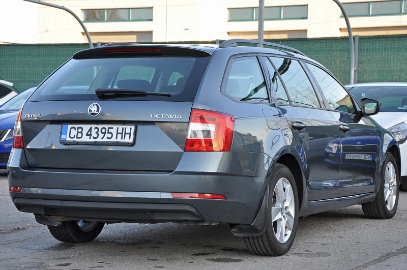 Skoda Octavia 2.0 TDI 150hp DSG, снимка 4 - Автомобили и джипове - 48130294