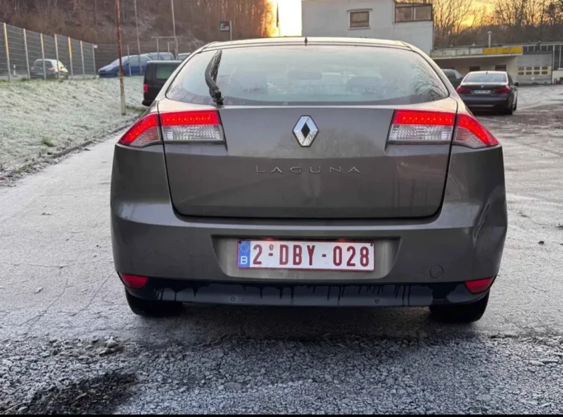 Renault Laguna, снимка 3 - Автомобили и джипове - 48632501