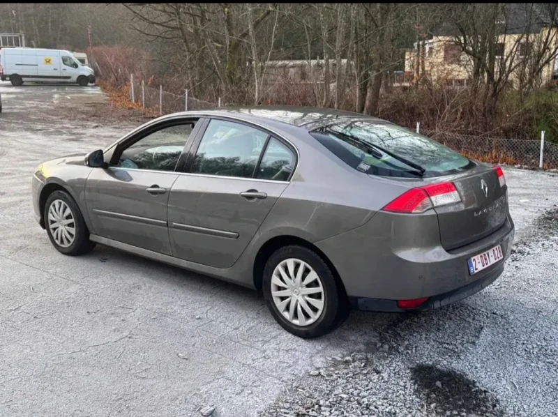 Renault Laguna, снимка 2 - Автомобили и джипове - 48632501