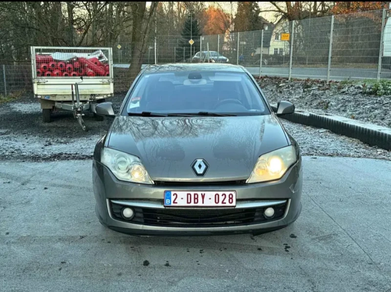 Renault Laguna, снимка 1 - Автомобили и джипове - 48632501