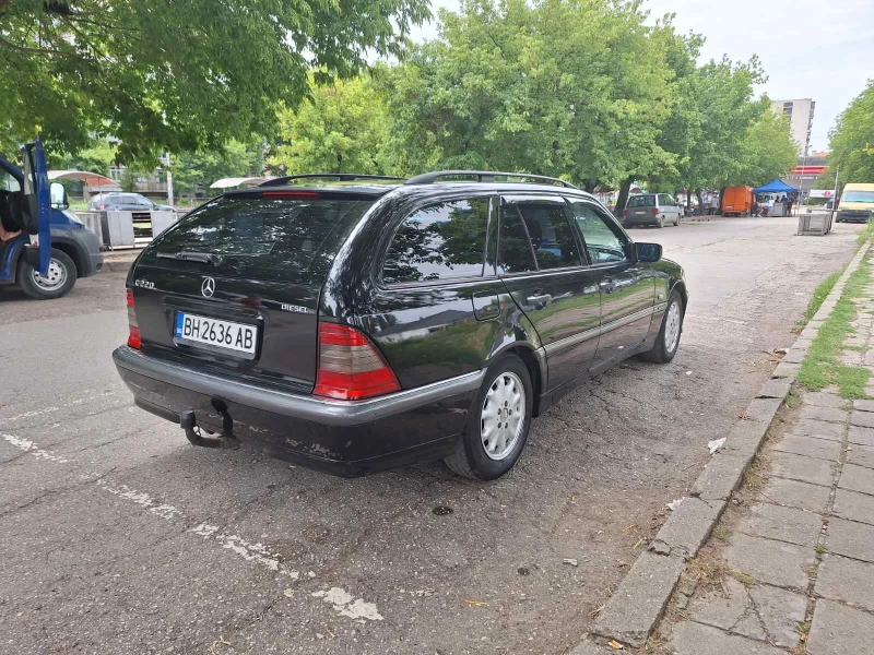 Mercedes-Benz 220 Elegance CDI, снимка 3 - Автомобили и джипове - 52814975
