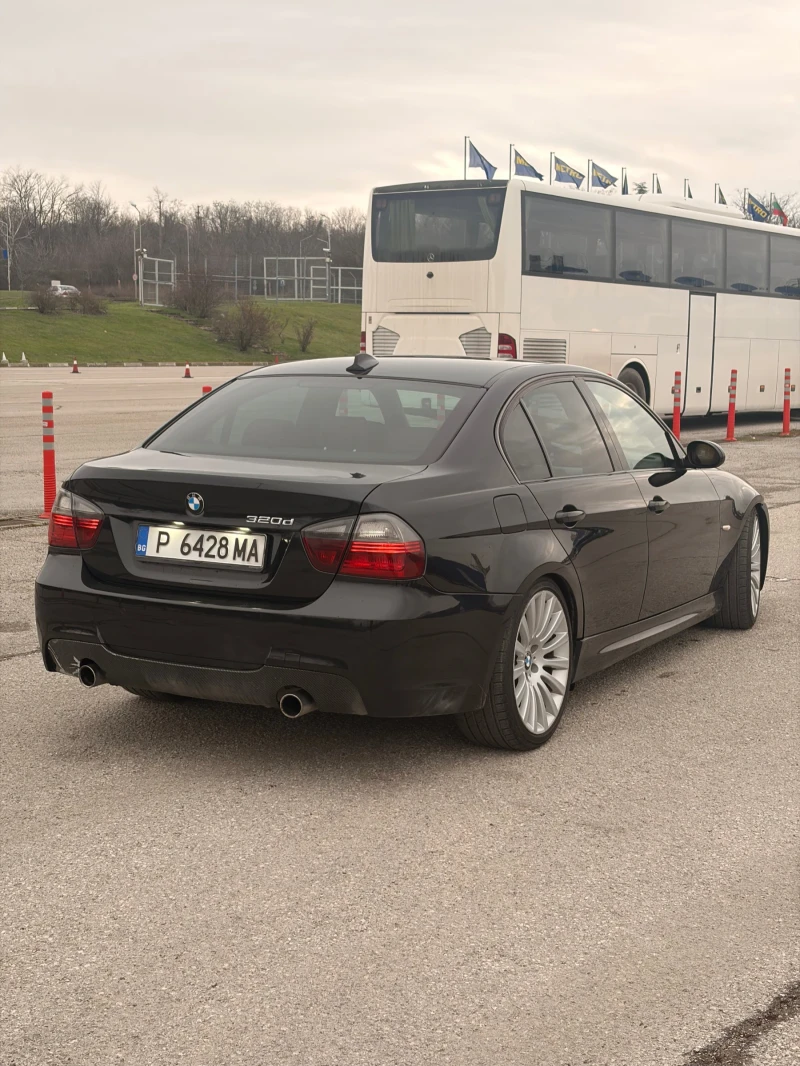 BMW 335 D M Sport/ AHL/ Теглич/ Recaro/ Подгрев на волана, снимка 7 - Автомобили и джипове - 53295534