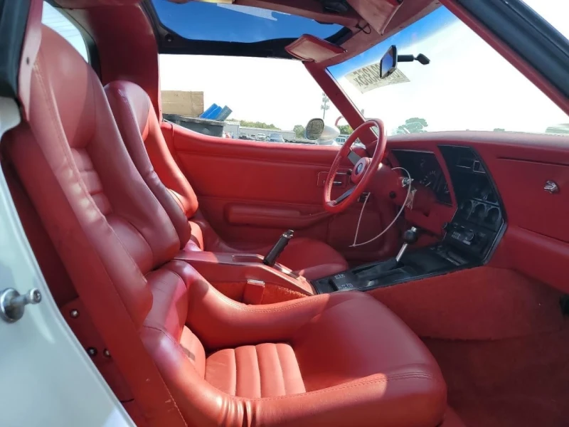 Chevrolet Corvette, снимка 9 - Автомобили и джипове - 53420620