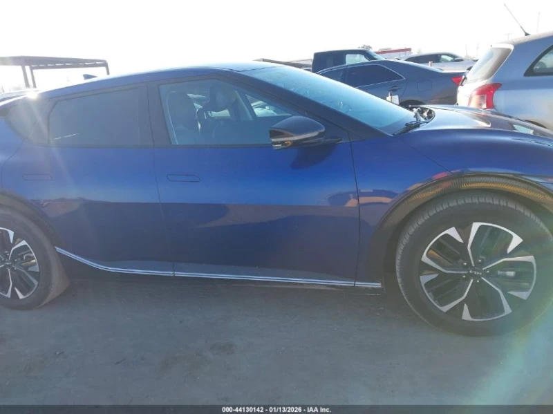 Kia EV6 Wind RWD, снимка 13 - Автомобили и джипове - 53577247