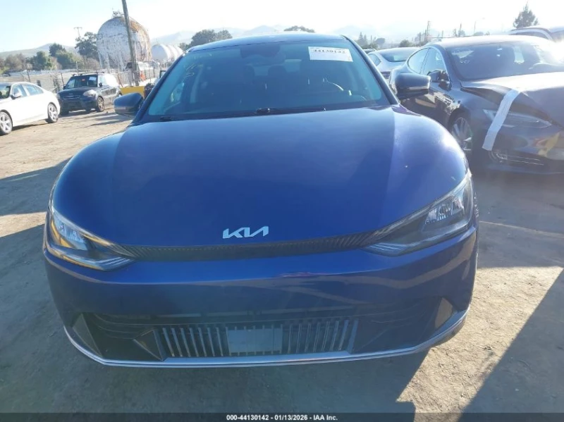 Kia EV6 Wind RWD, снимка 12 - Автомобили и джипове - 53577247