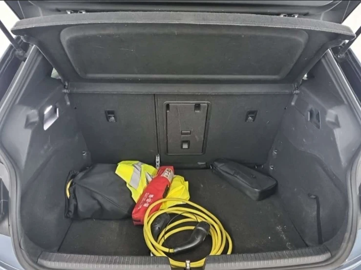 VW ID.3 58 kWh Business, снимка 6 - Автомобили и джипове - 54409434