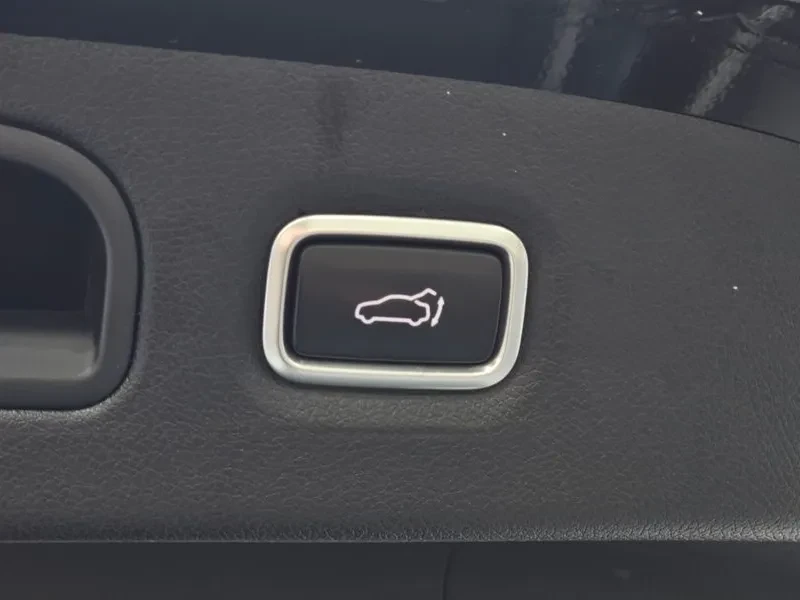 Kia Stinger 3.3 AWD GT - САМО 30% АВАНС, снимка 17 - Автомобили и джипове - 55998716