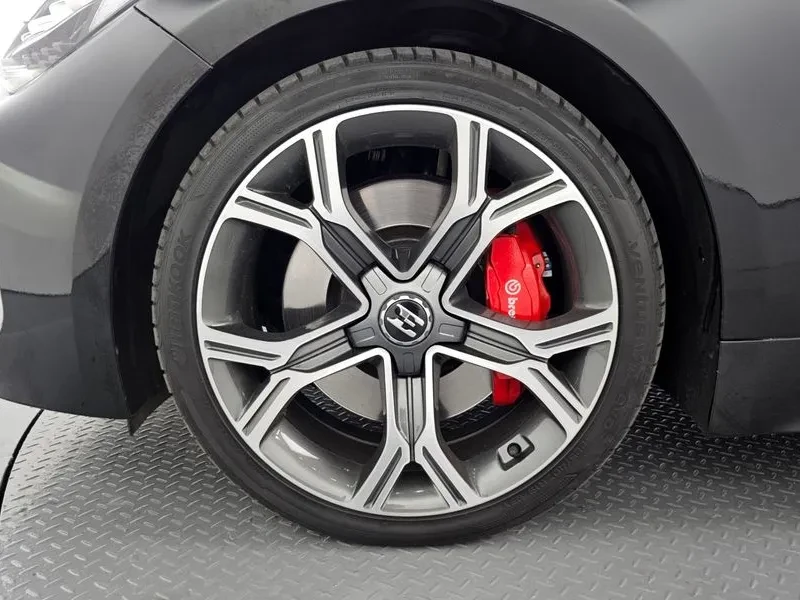Kia Stinger 3.3 AWD GT - САМО 30% АВАНС, снимка 5 - Автомобили и джипове - 55998716
