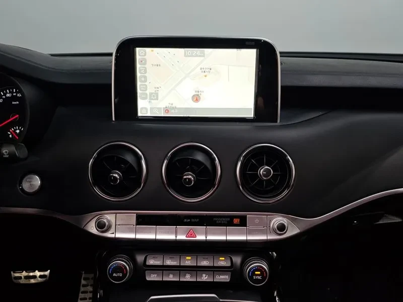 Kia Stinger 3.3 AWD GT - САМО 30% АВАНС, снимка 14 - Автомобили и джипове - 55998716