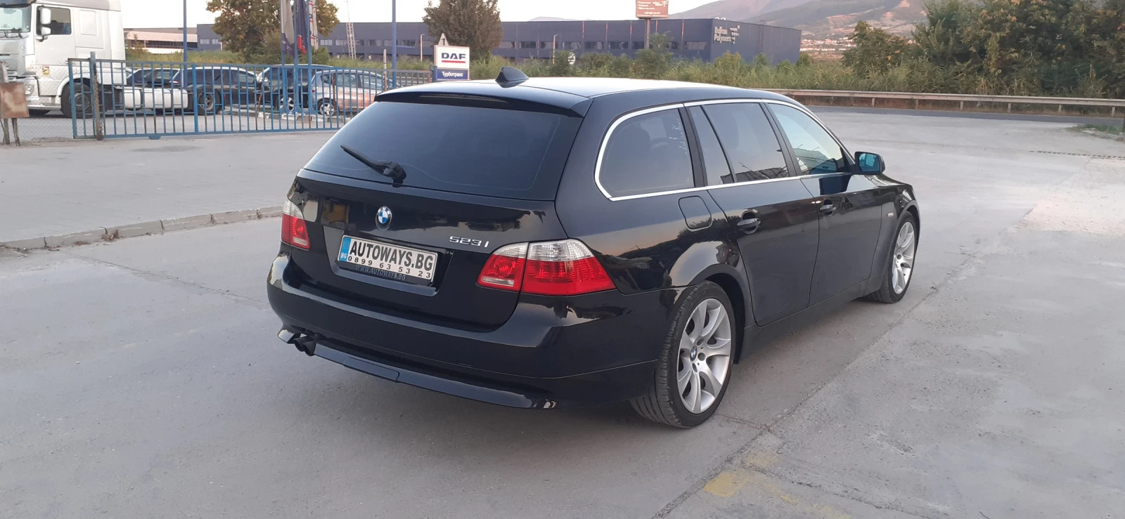 BMW 523 2.5 i  177 k.c. 6 скорости  - изображение 3