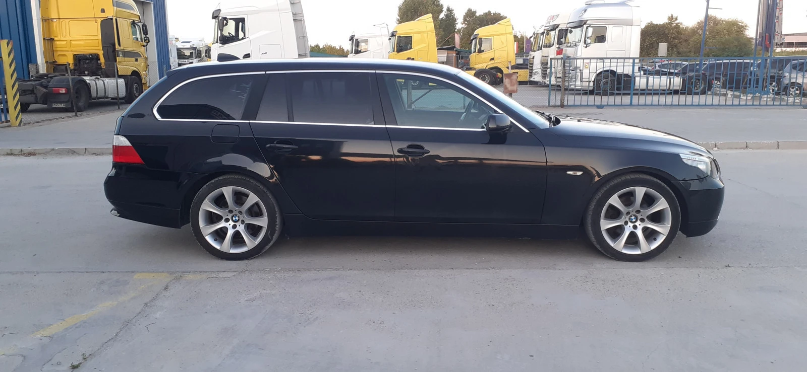 BMW 523 2.5 i  177 k.c. 6 скорости  - изображение 2