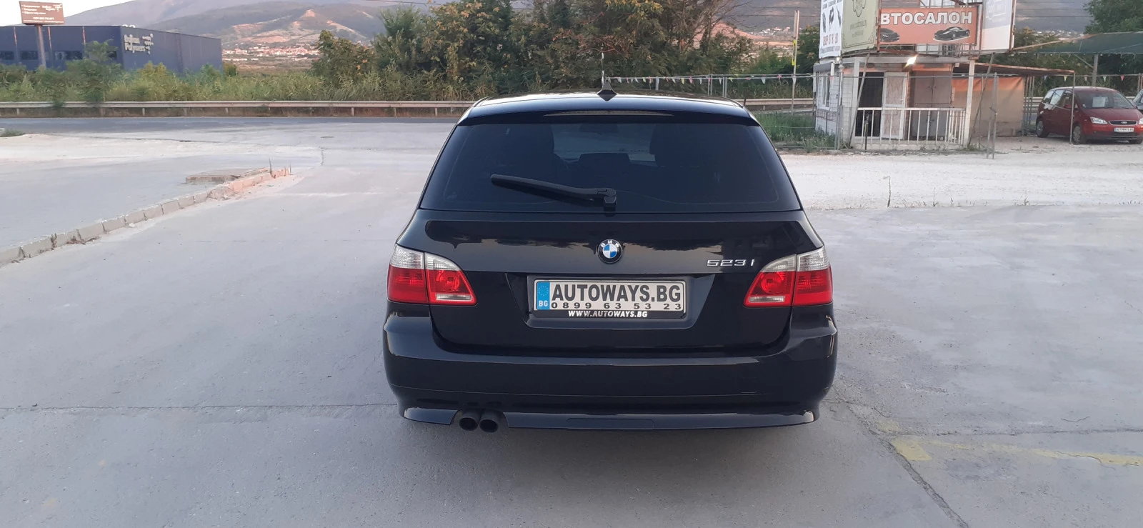 BMW 523 2.5 i  177 k.c. 6 скорости  - изображение 4