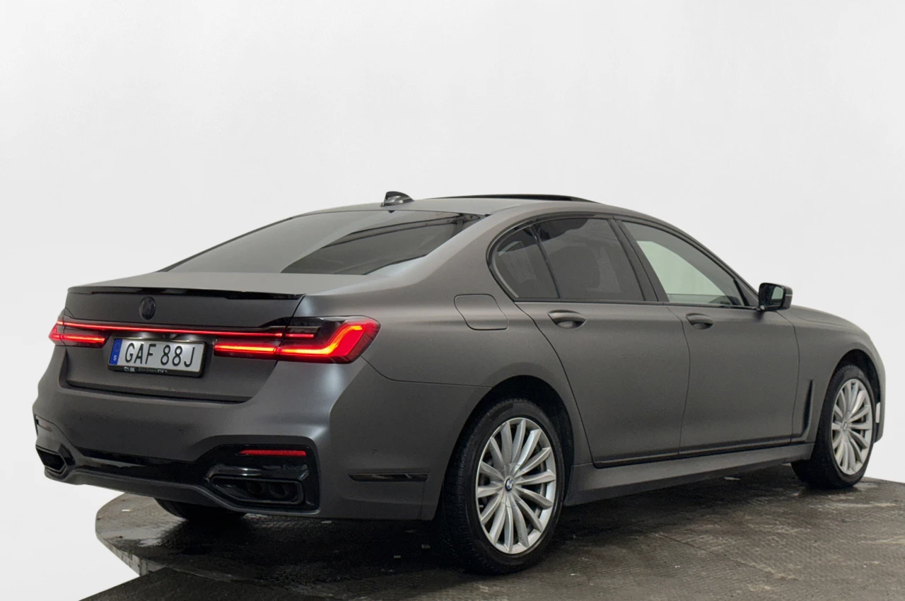 BMW 750 M xDrive * B&W * Massage * TV - изображение 5