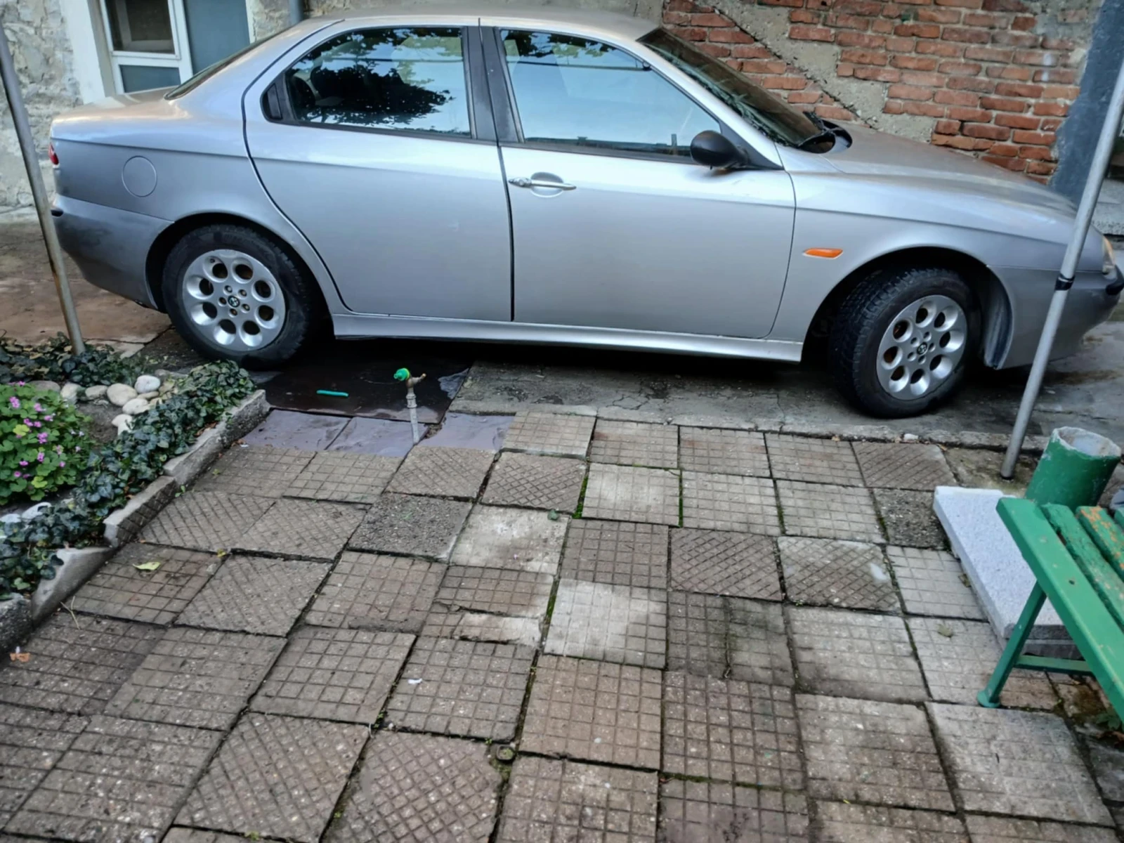 Alfa Romeo 156 2.0ts Газов инжекцион  | Mobile.bg — изображение 16