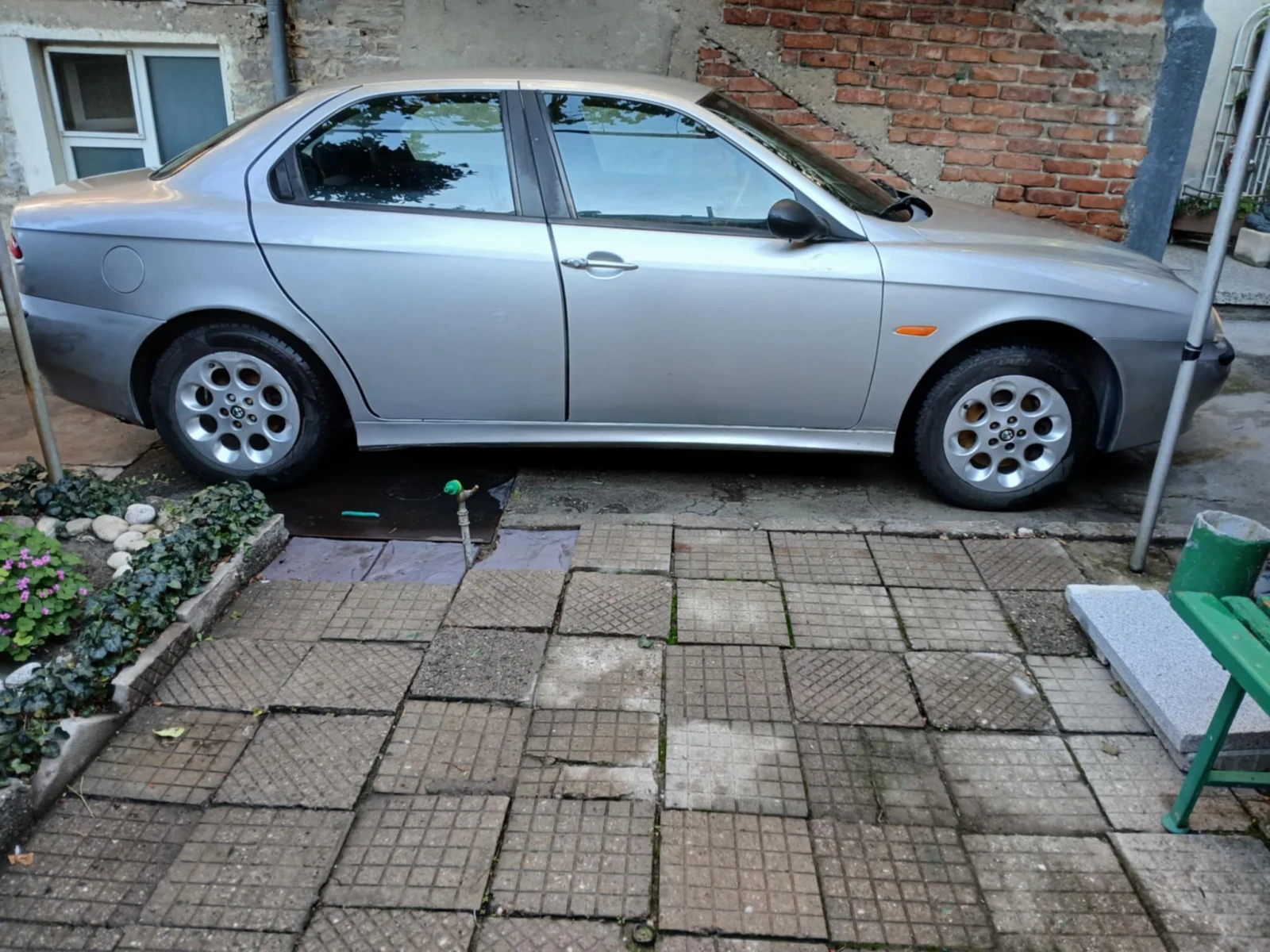 Alfa Romeo 156 2.0ts Газов инжекцион  | Mobile.bg — изображение 2