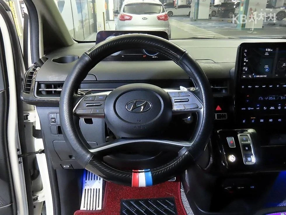 Hyundai Staria 2023 - изображение 8