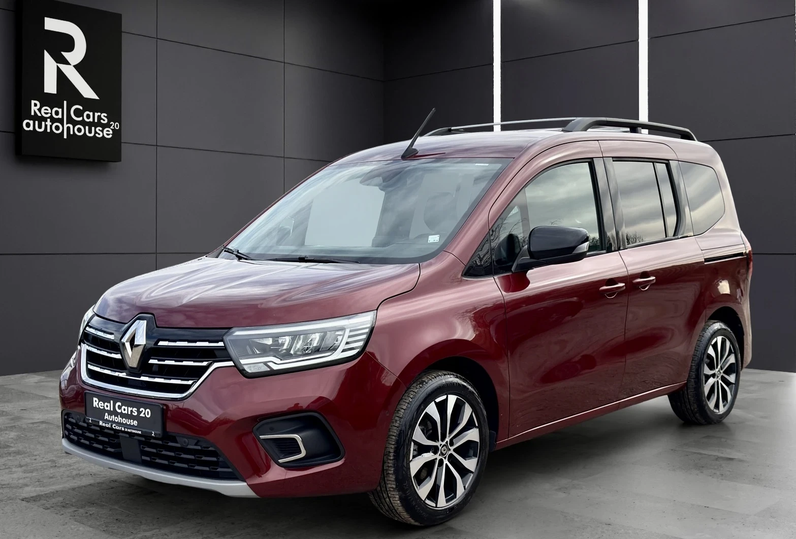 Renault Kangoo 1.5 DCI* * KEYLESS* DISTR* CAM* CARPLAY | Mobile.bg   1