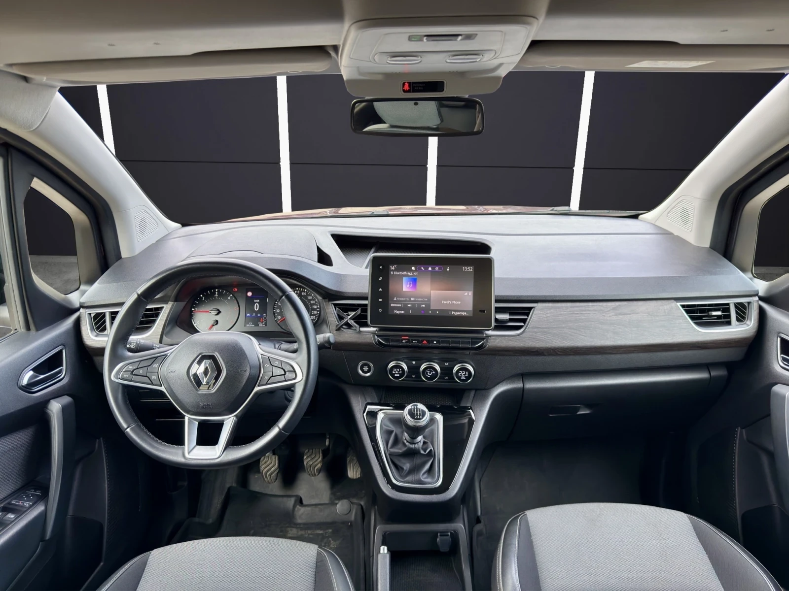 Renault Kangoo 1.5 DCI* ГАРАНЦИОНЕН* KEYLESS* DISTR* CAM* CARPLAY - изображение 10