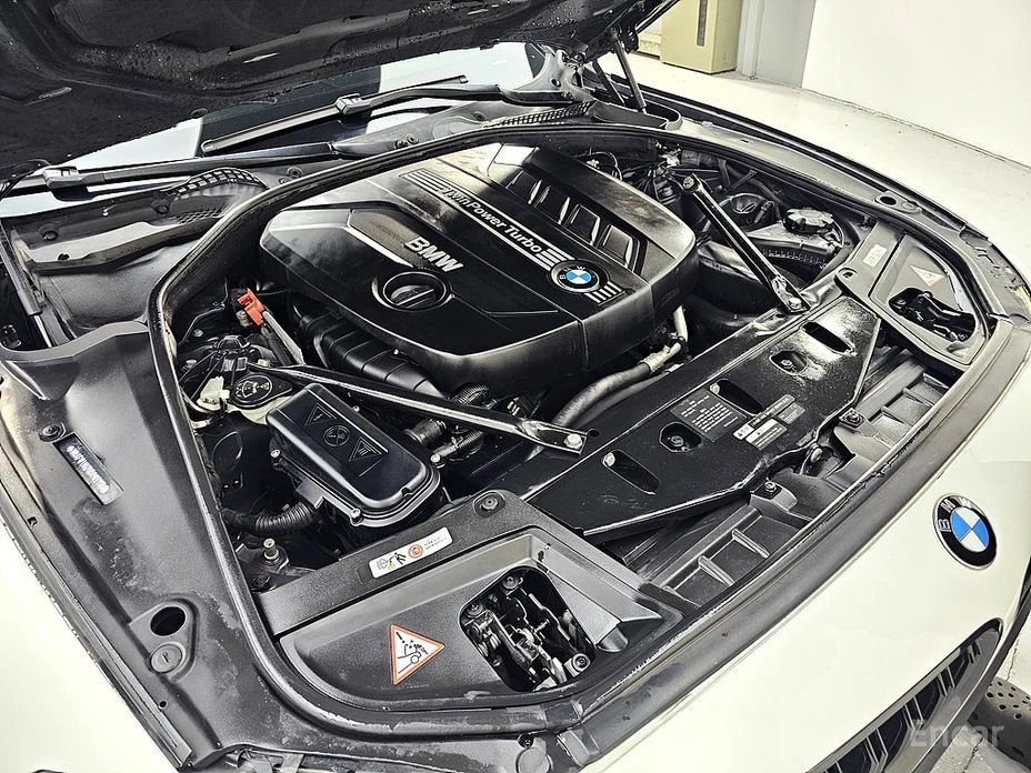 BMW 520  - изображение 6