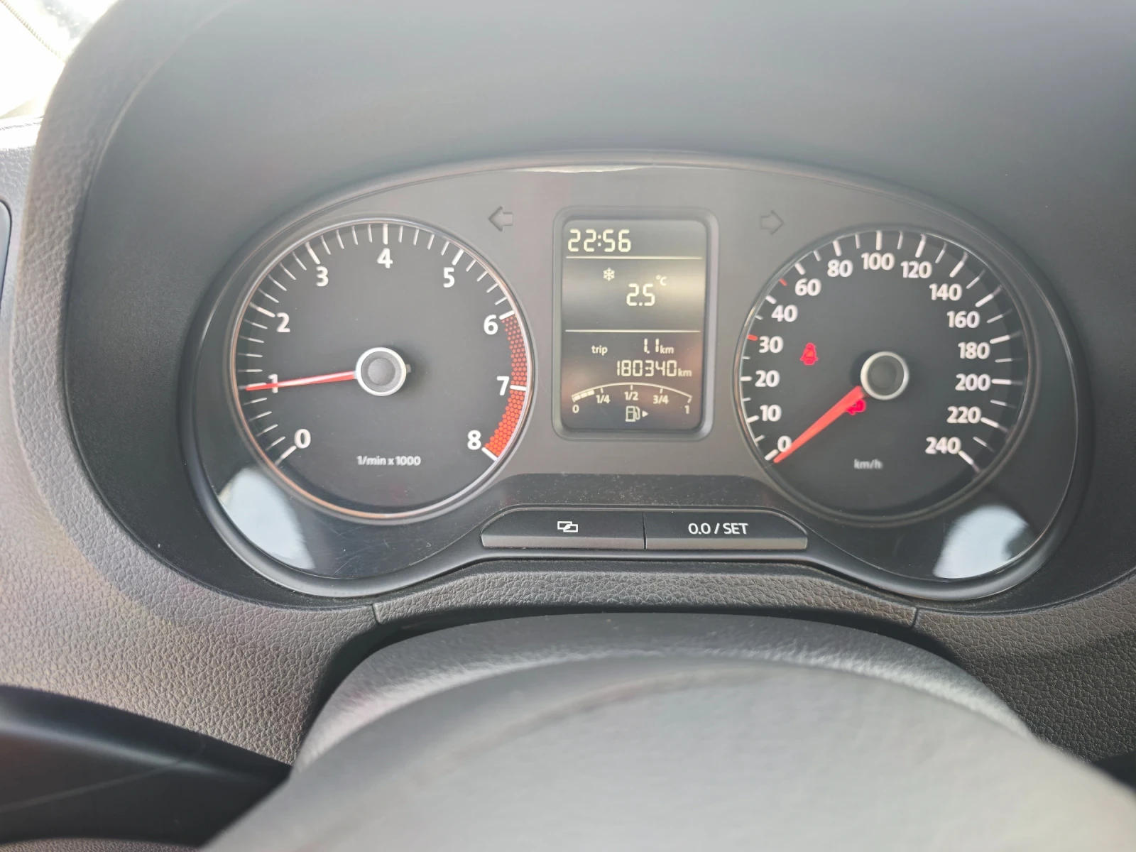 VW Polo 1.2i  - изображение 7