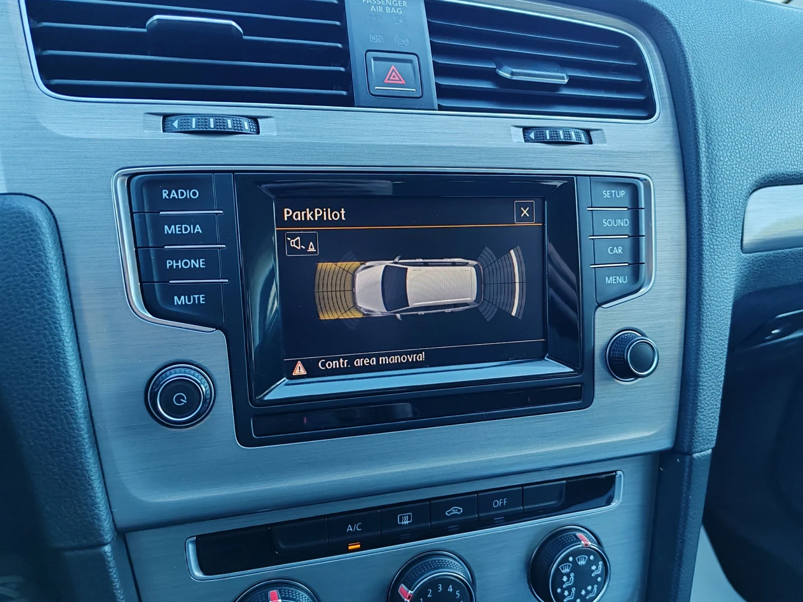 VW Golf SW 1.6TDI 105kc | Mobile.bg � ����������� 12