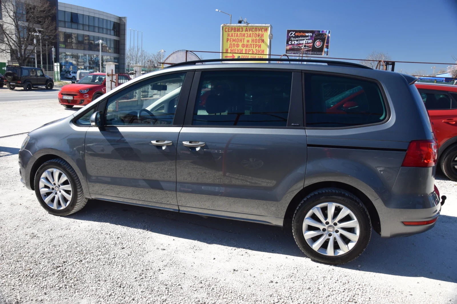 Seat Alhambra 2.0 TDI automatic 4 kids 7 места , снимка 4 - Автомобили и джипове - 53782517