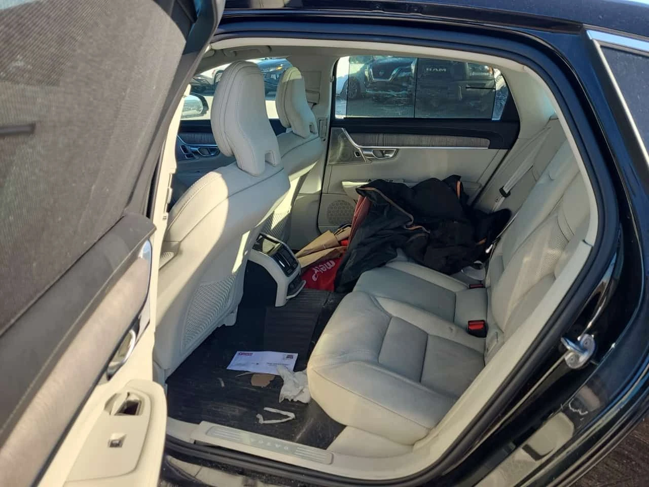 Volvo S90 * ULTIMATE BRIGHT THEME * CARFAX * ��� ��������� * | Mobile.bg � ����������� 9