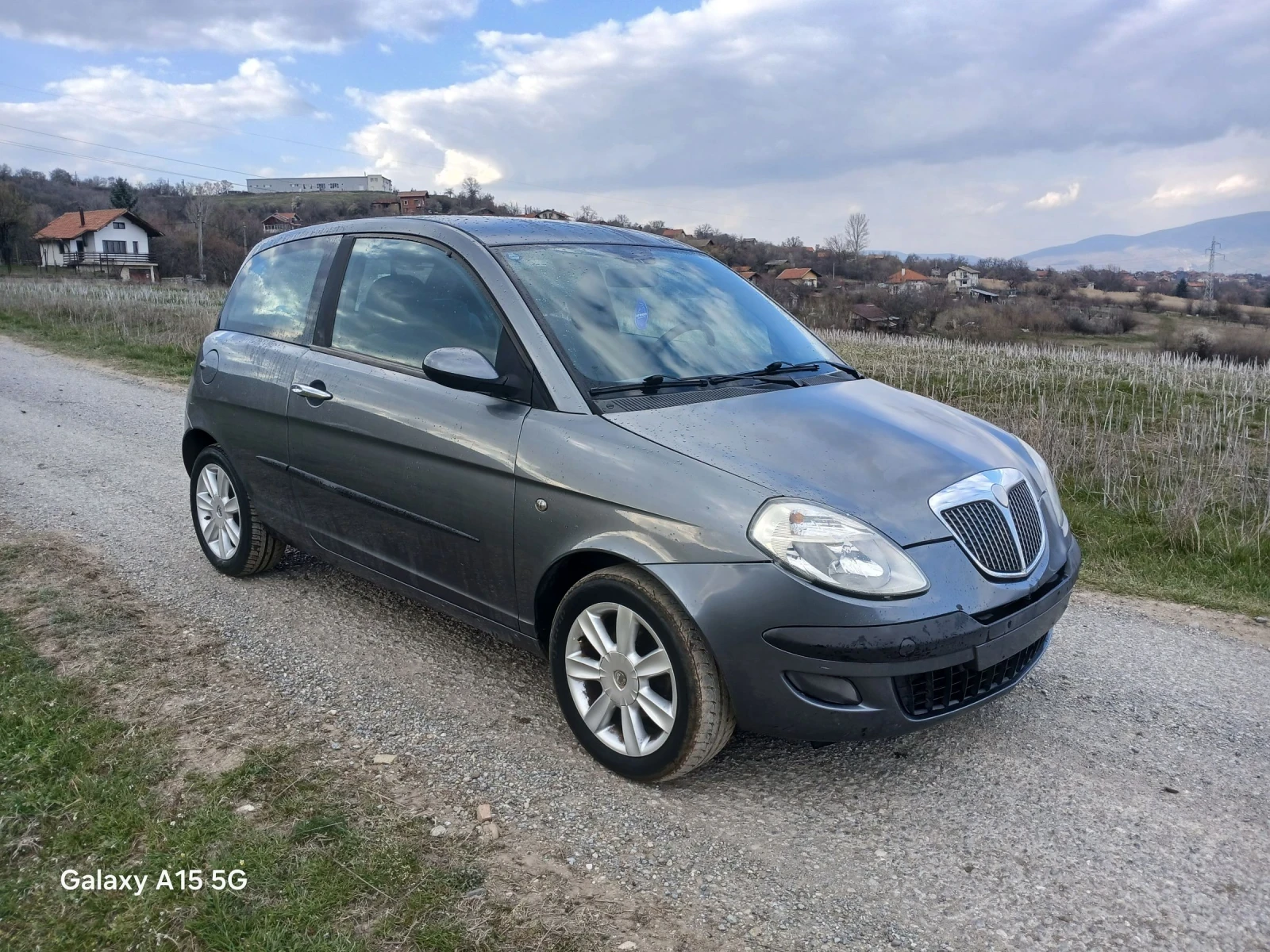 Lancia Ypsilon 1.3 Multijet , снимка 4 - Автомобили и джипове - 54260055