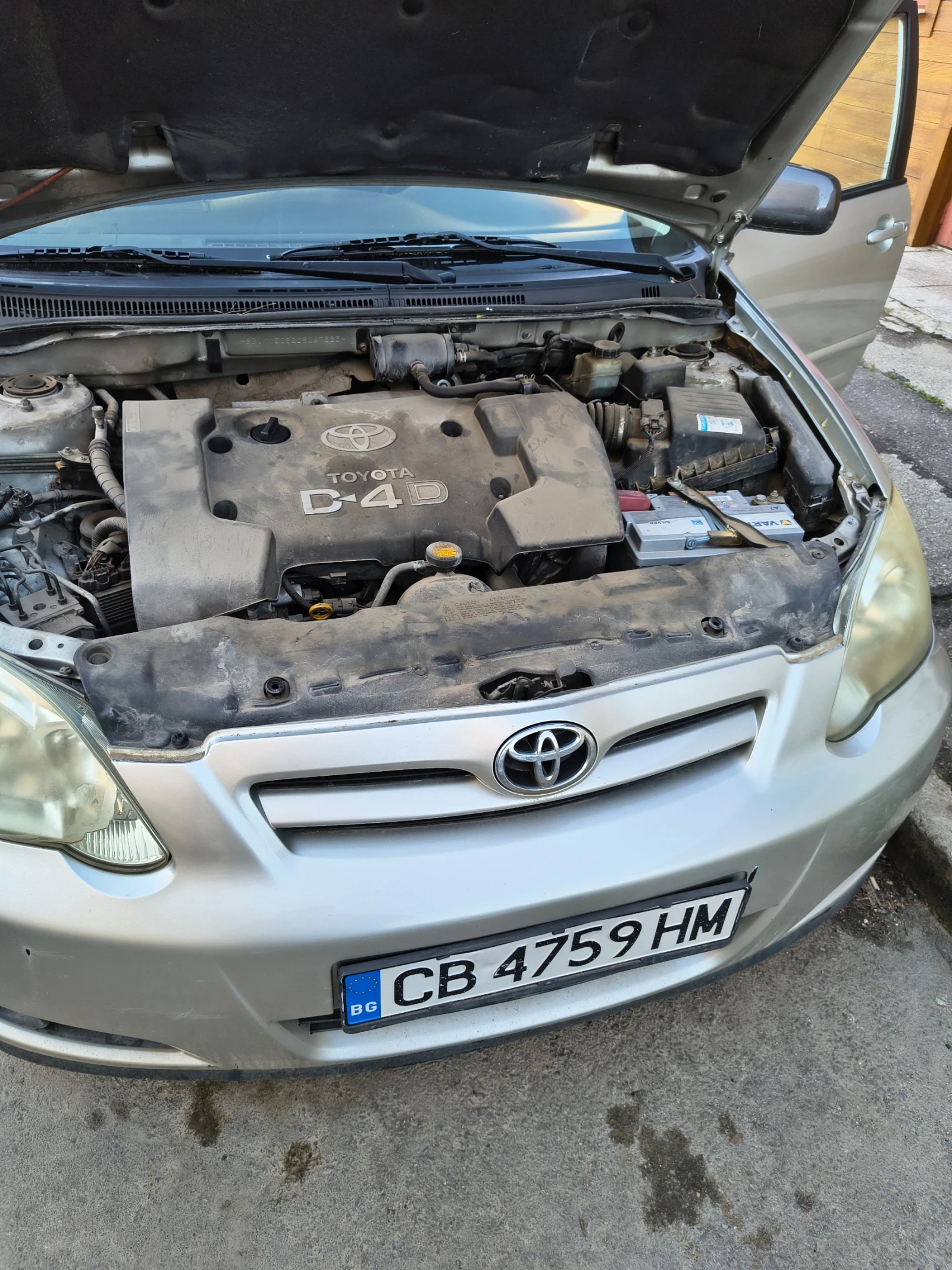 Toyota Corolla 2.0 D4D, снимка 8 - Автомобили и джипове - 54245375