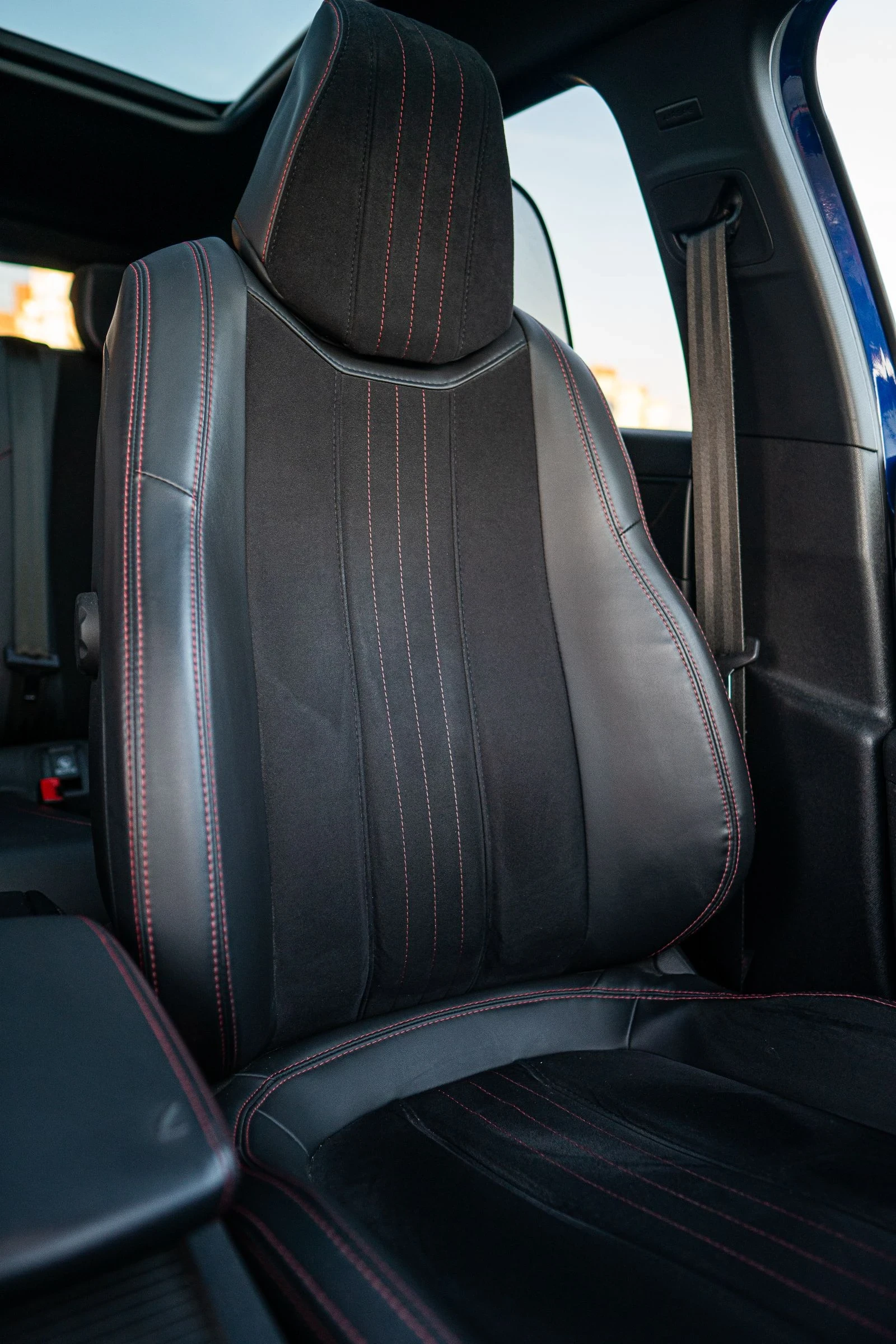 Peugeot 308 2.0 hdi gt, снимка 14 - Автомобили и джипове - 54284045