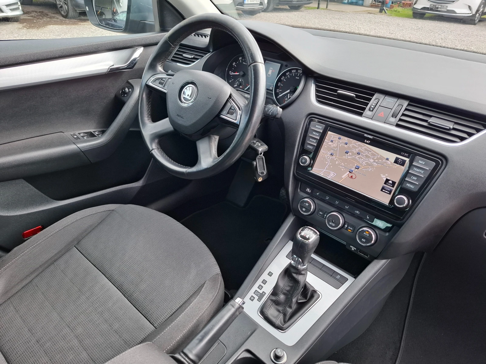 Skoda Octavia 1.8i / 4x4 Automat  | Mobile.bg � ����������� 11