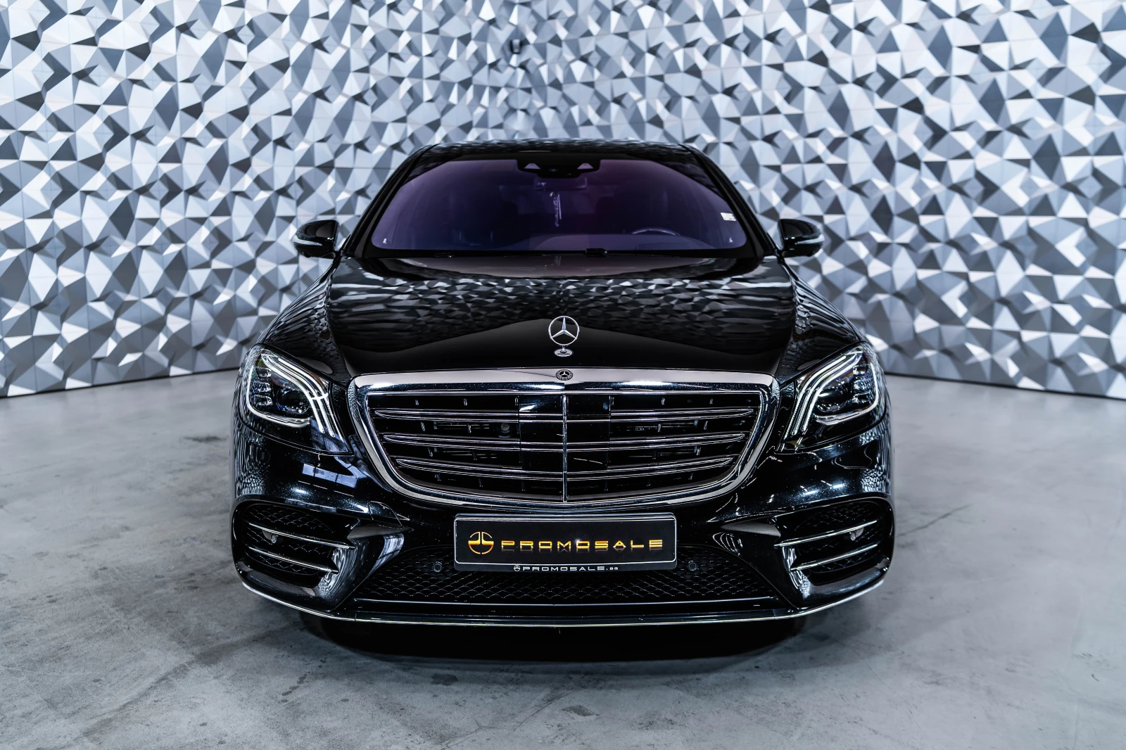 Mercedes-Benz S 560 4M AMG* Pano* Burmester, снимка 2 - Автомобили и джипове - 54370122