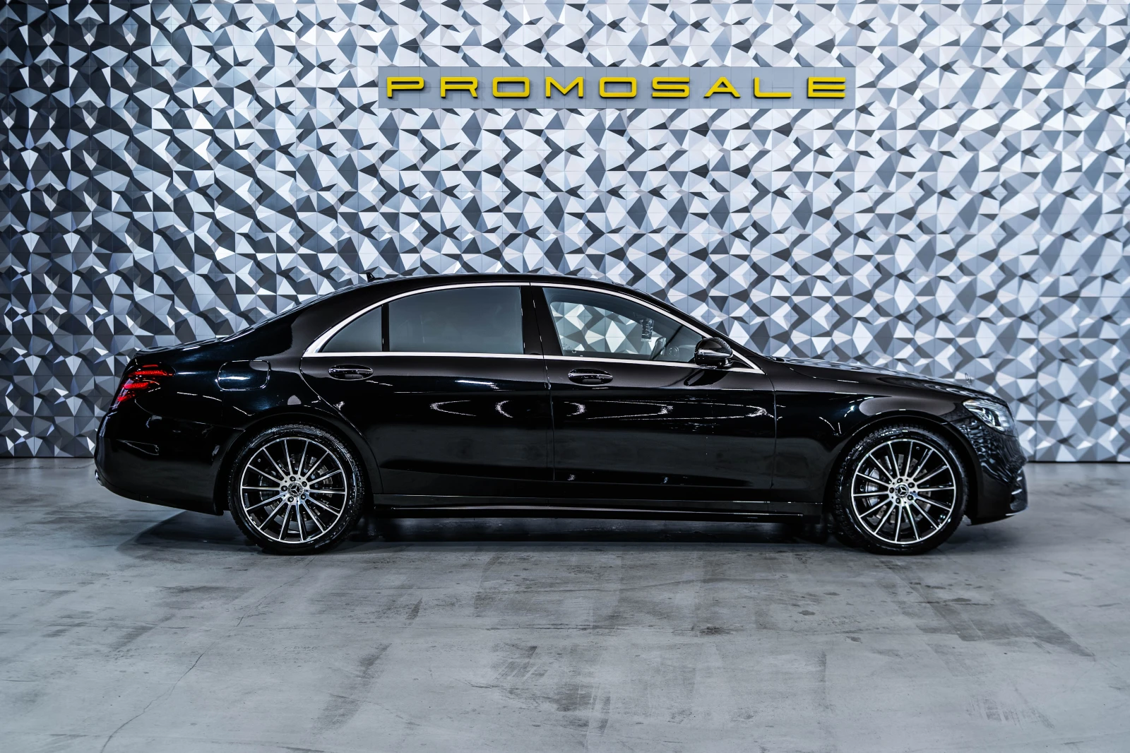 Mercedes-Benz S 560 4M AMG* Pano* Burmester, снимка 6 - Автомобили и джипове - 54370122